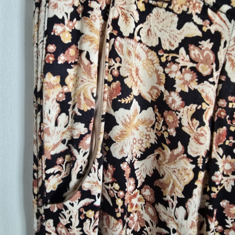 Anthropologie Diandra Floral Pleated Joggers NWOT - Picture 5 of 9